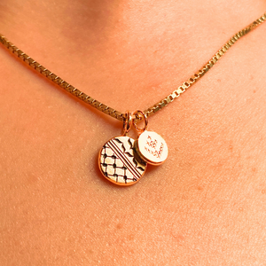 Keffiyeh Charm 013