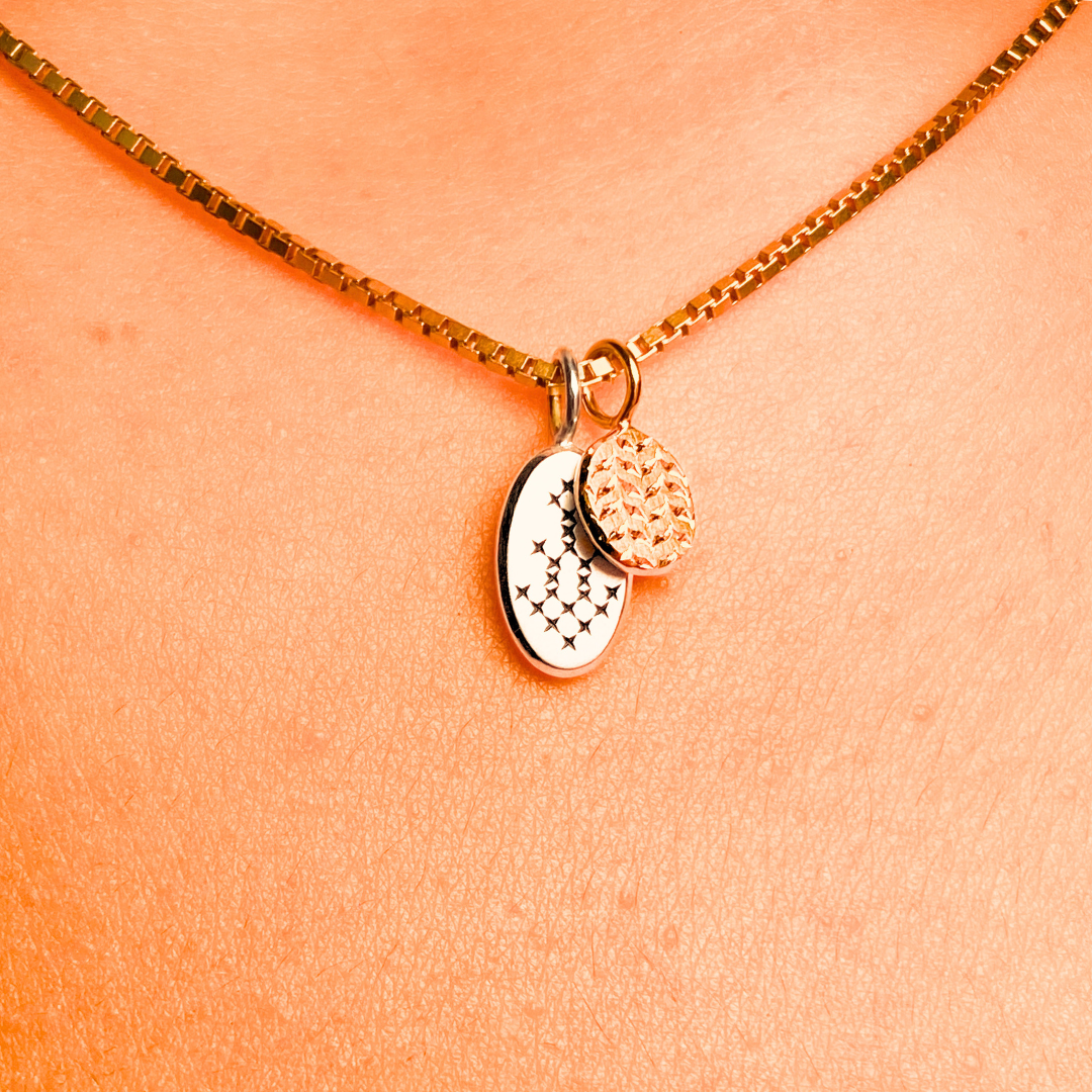 Keffiyeh Charm 012